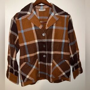 Vintage 100% Wool Button up - Dalas styled by Dalas Sportswear Co.